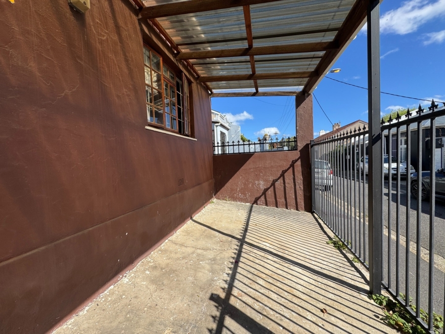 To Let 2 Bedroom Property for Rent in Observatory Western Cape